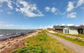 Nice Home In Nyhamnsläge With House Sea View, Nyhamnsläge